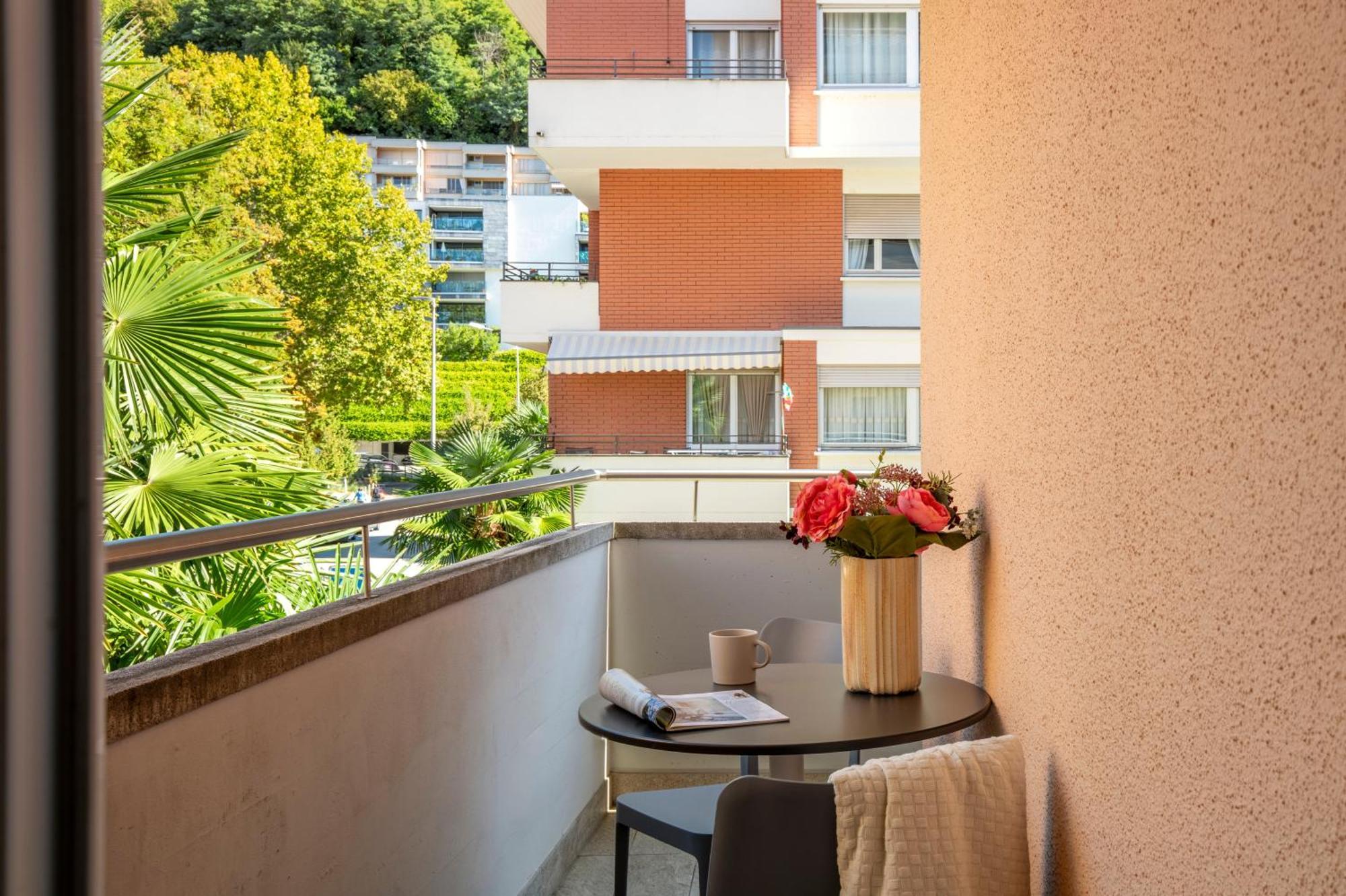 Lake Modern Suites - Free Parking Lugano Exterior photo